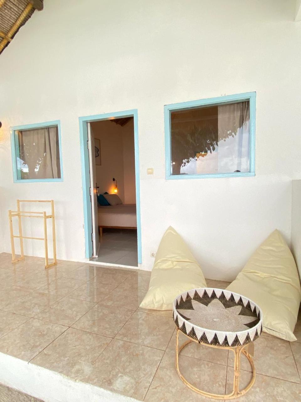 Surf Shack Grupuk Hotel Bumbang Buitenkant foto