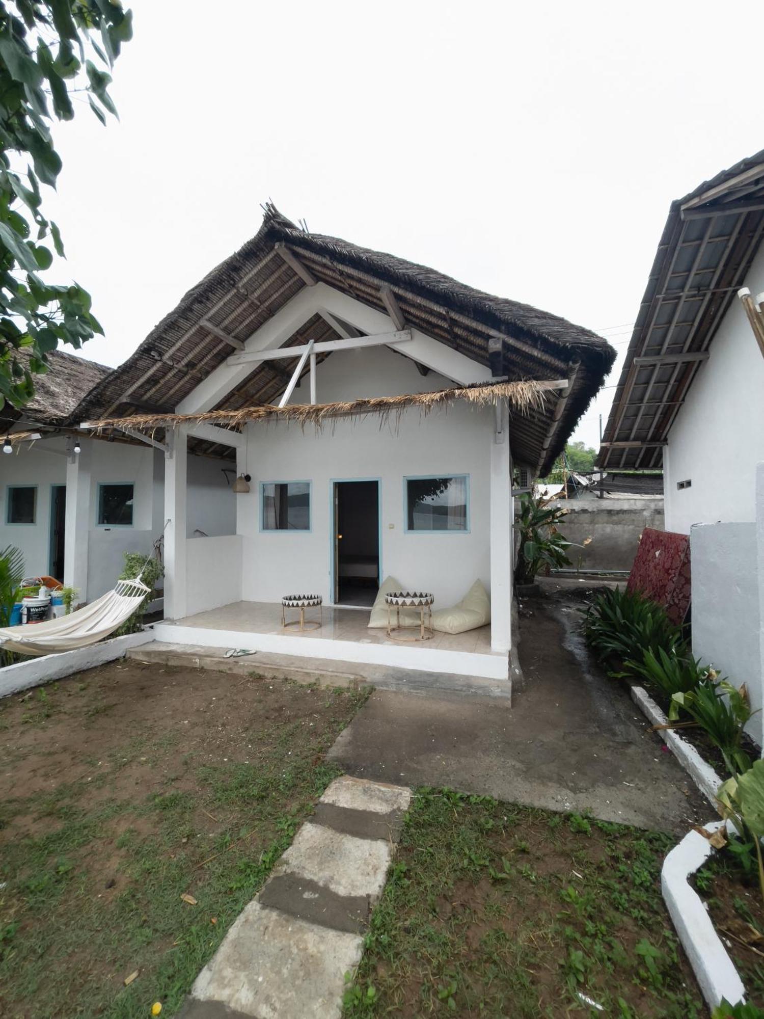Surf Shack Grupuk Hotel Bumbang Buitenkant foto